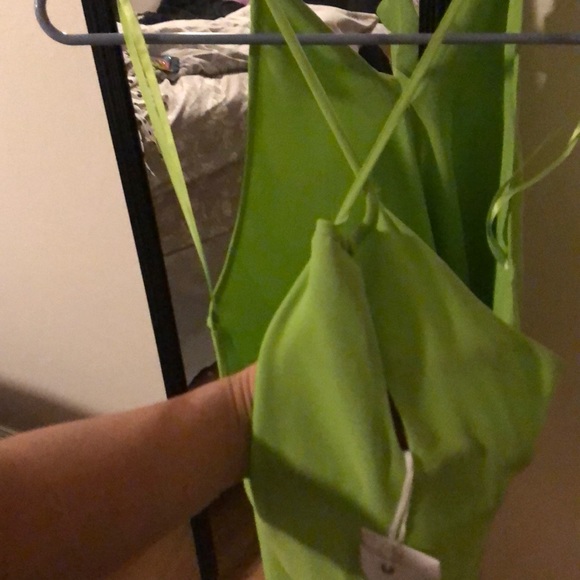 Ruffled top - Picture 2 of 3